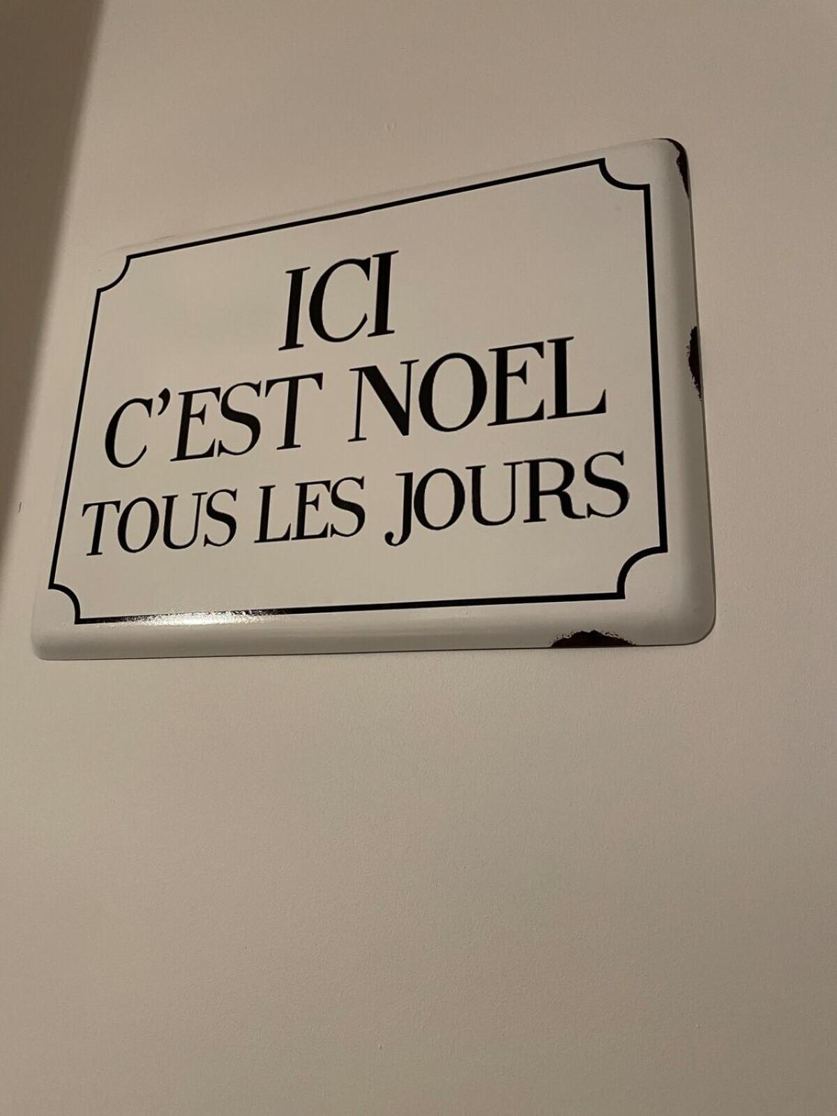"La Petite Maison" Triplex Au Centre Ville - Les Terres Du Roy أفالو المظهر الخارجي الصورة